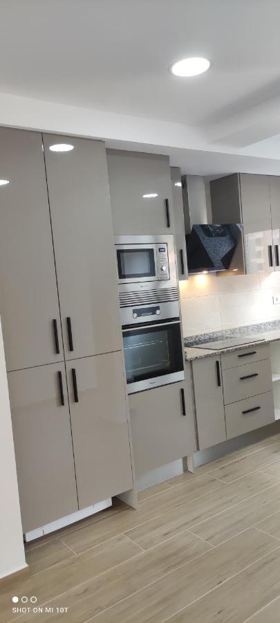 Beachfront Cozy Apartament Arenales Del Sol, Alicante Екстер'єр фото