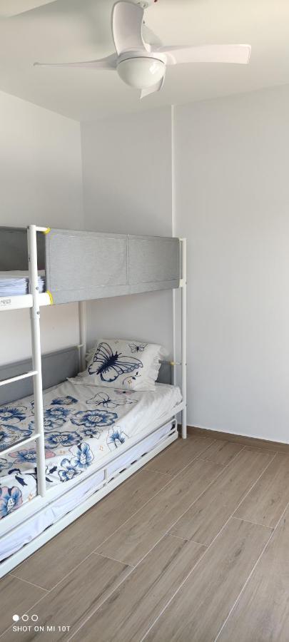 Beachfront Cozy Apartament Arenales Del Sol, Alicante Екстер'єр фото