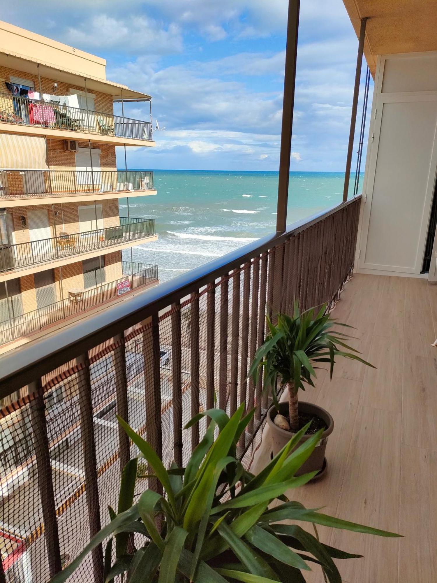 Beachfront Cozy Apartament Arenales Del Sol, Alicante Екстер'єр фото
